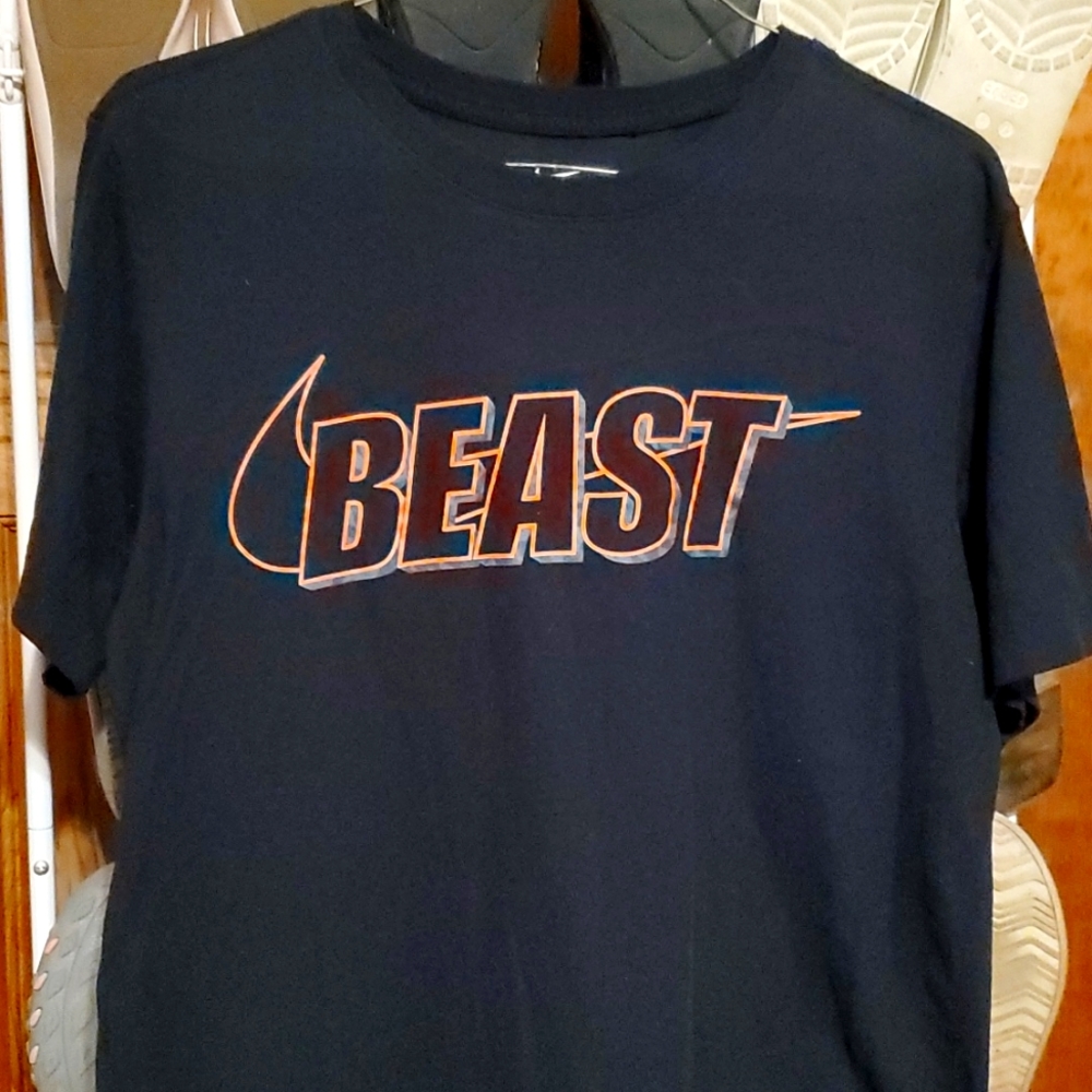 Men's small Nike Tee Shirt